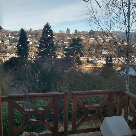 Sunny Hoellengrund